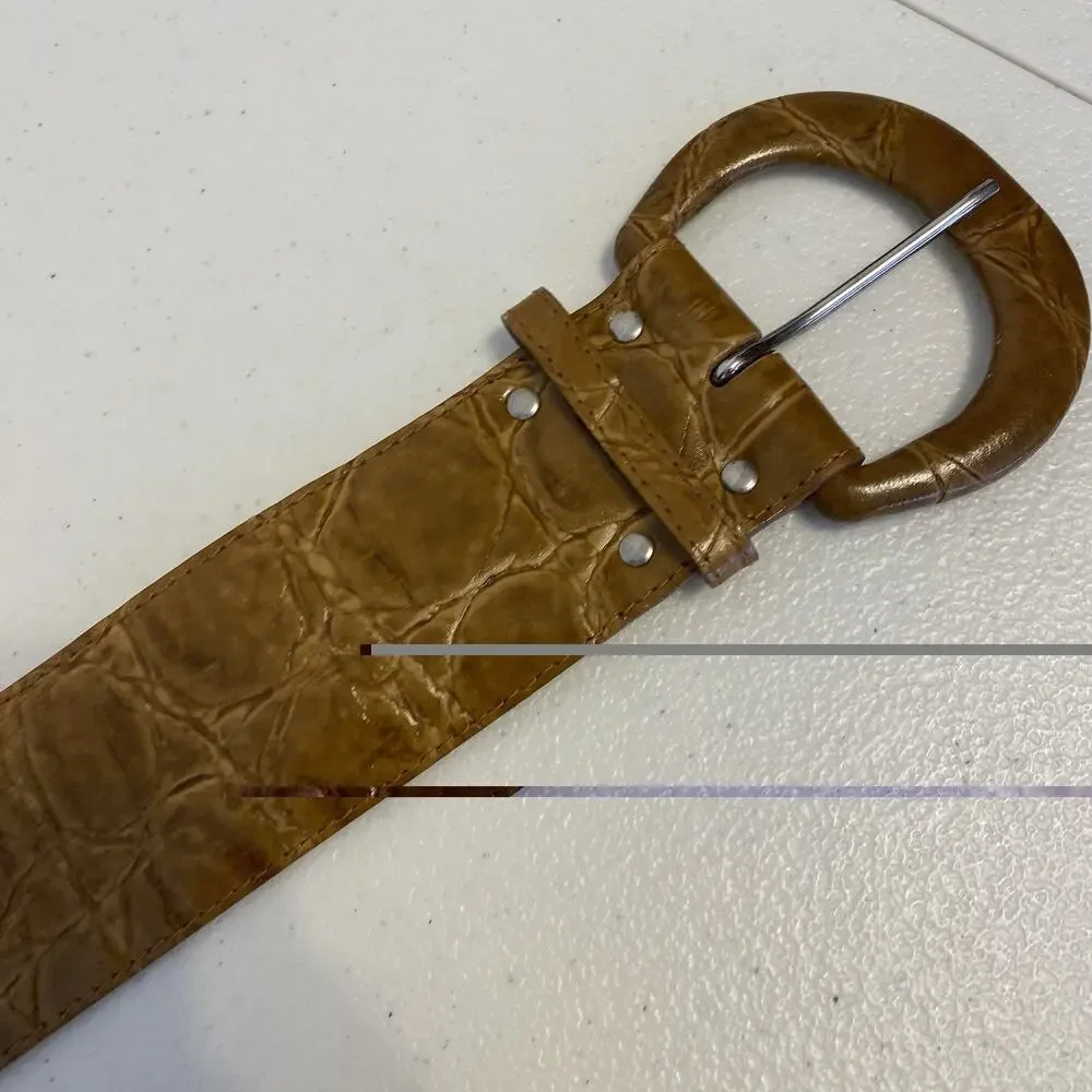 Vintage Crock Embossed Beige Faux Leather Belt Women's Size 6/35” Western Preppy